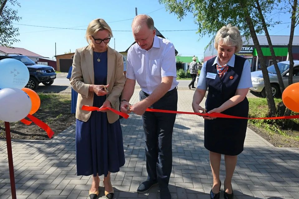 В Называевском районе открылся модернизированный Кадровый центр В Называевском районе открылся модернизированный Кадровый центр