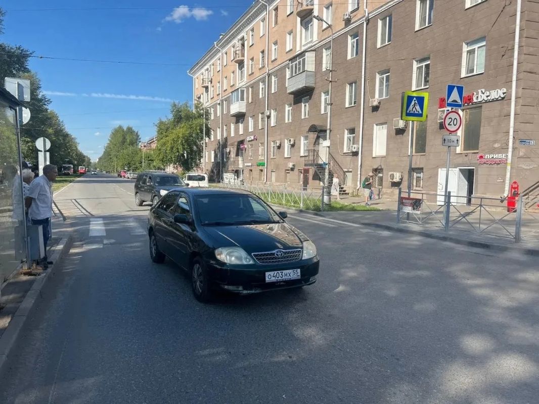 Вчера в 15:05 часов в районе дома № 13 на улице Серова произошло ДТП с участием ребенка Вчера в 15:05 часов в районе дома № 13 на улице Серова произошло ДТП с участием ребенка