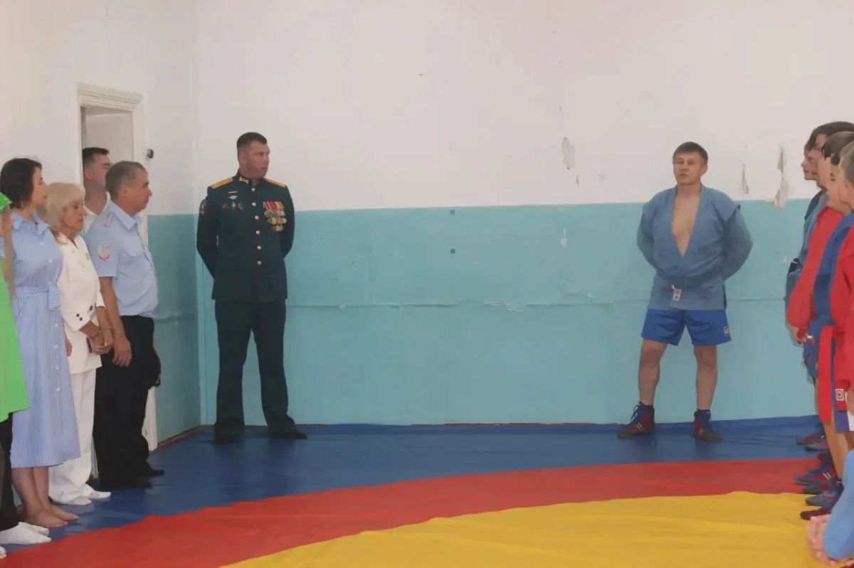 В День воинской славы России детский оздоровительный лагерь «Спутник» посетил кавалер двух орденов Мужества, участник президентской кадровой программы Кирилл Лесков В День воинской славы России детский оздоровительный лагерь «Спутник» посетил кавалер двух орденов Мужества, участник президентской кадровой программы Кирилл Лесков