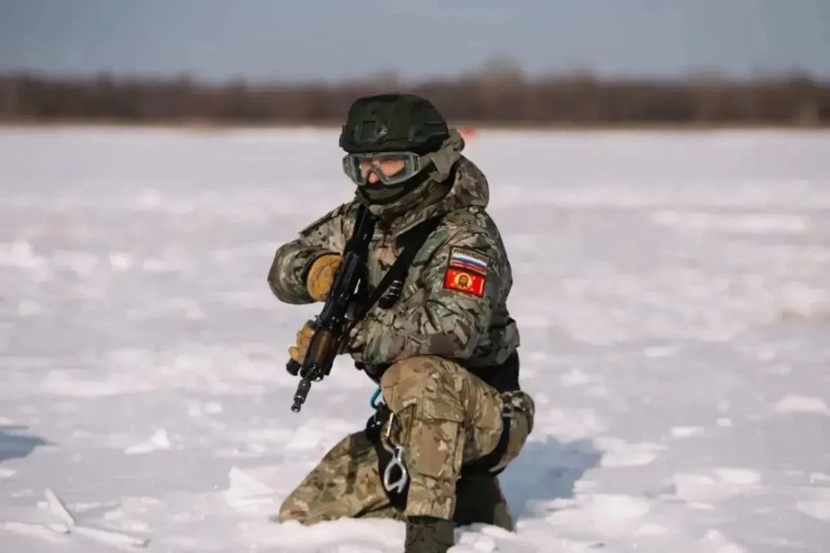 Сотрудник Омской таможни спас пенсионера в Поволжье