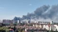 В Омске полыхал мощный пожар