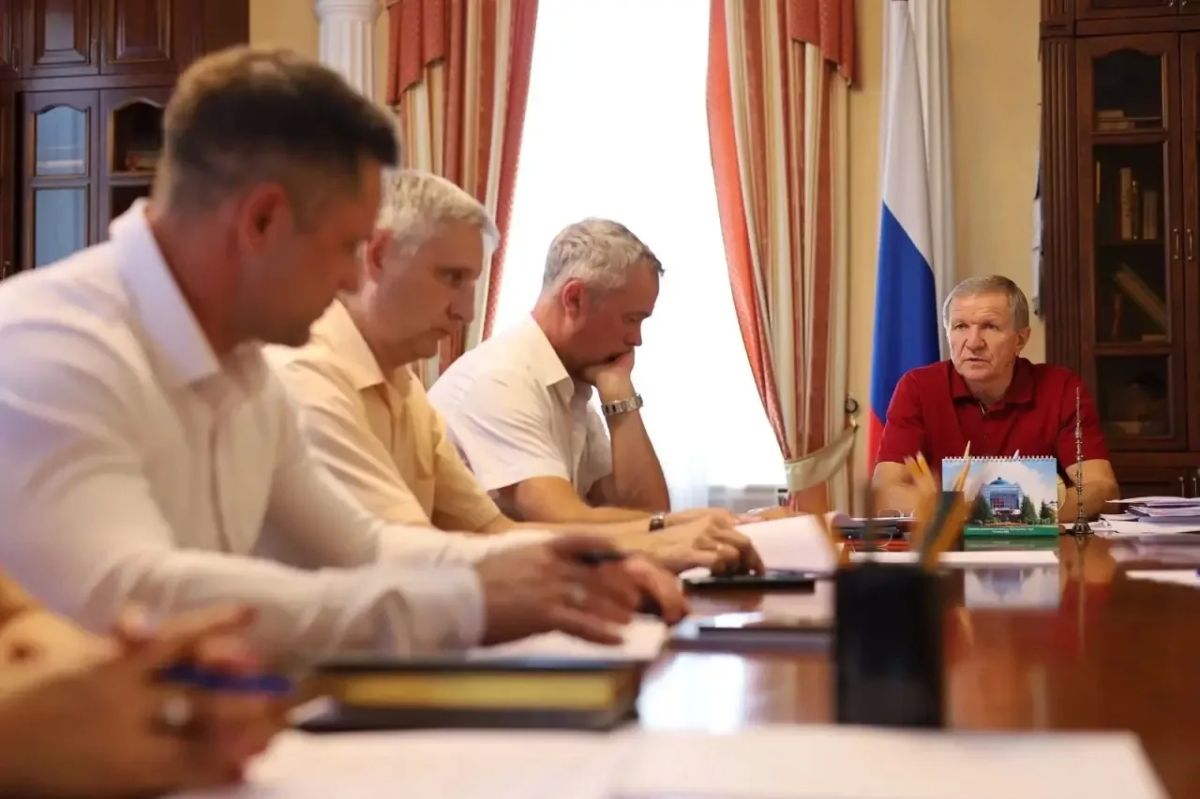 Заместитель спикера Валерий Бойко провел совещание по вопросам, озвученным жителями в ходе рабочих поездок в районы Заместитель спикера Валерий Бойко провел совещание по вопросам, озвученным жителями в ходе рабочих поездок в районы