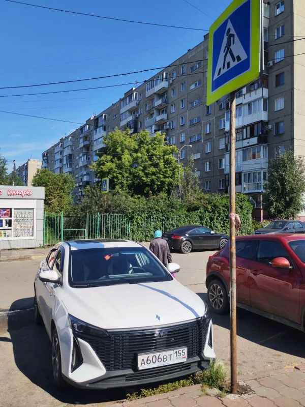 В Госавтоинспекцию ежедневно поступают обращения граждан о нарушении Правил дорожного движения, в том числе – правилах парковки В Госавтоинспекцию ежедневно поступают обращения граждан о нарушении Правил дорожного движения, в том числе – правилах парковки