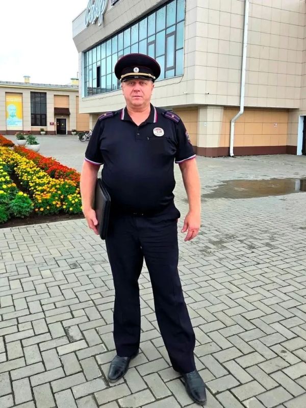 Завешено онлайн-голосование I этапа ежегодного всероссийского конкурса «Народный участковый» Завешено онлайн-голосование I этапа ежегодного всероссийского конкурса «Народный участковый»
