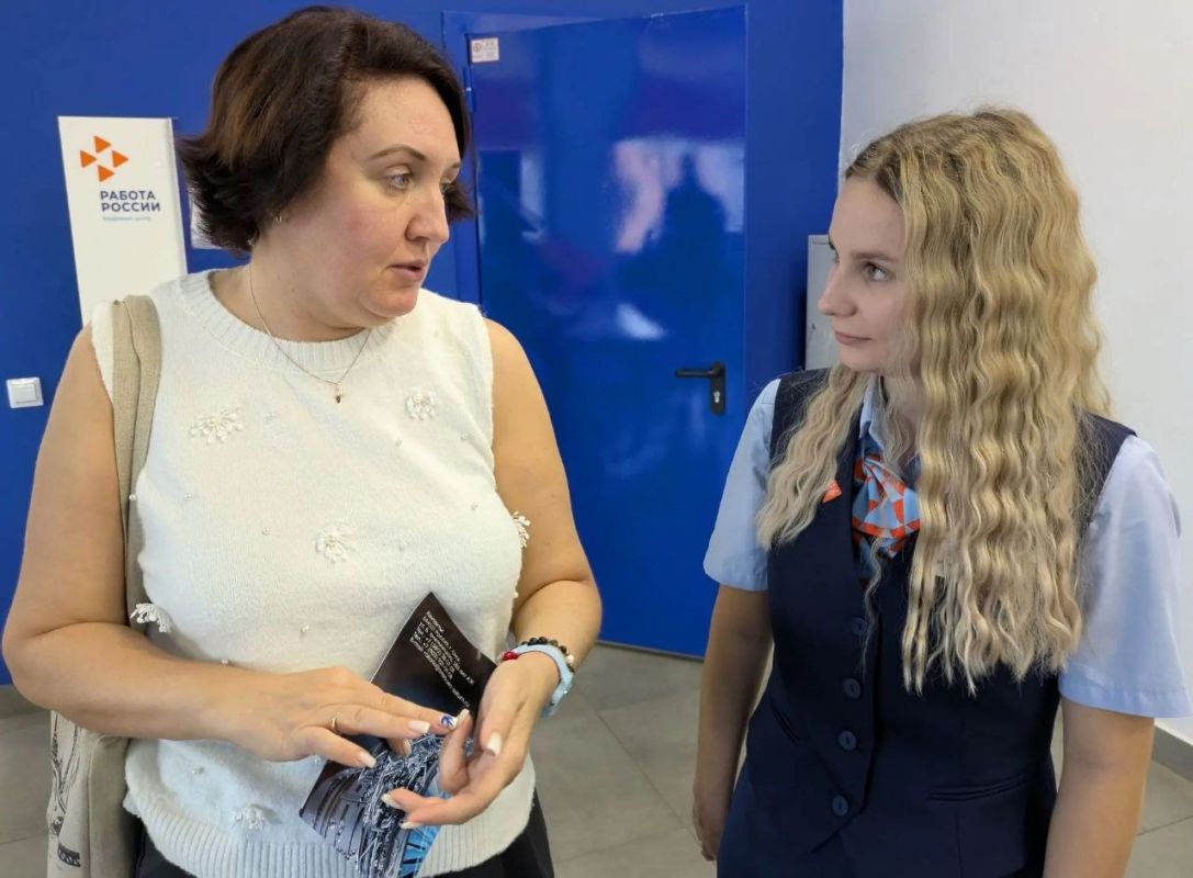 В Кадровом центре Омской области прошла ярмарка вакансий «Работа для героев» В Кадровом центре Омской области прошла ярмарка вакансий «Работа для героев»