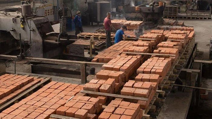 Под Омском продают законсервированный кирпичный завод за 22,5 миллиона