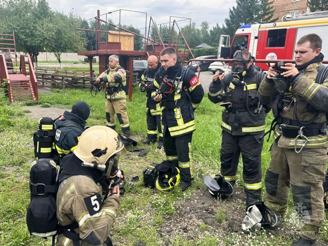 В Омской области проведена тренировка пожарных подразделений В Омской области проведена тренировка пожарных подразделений