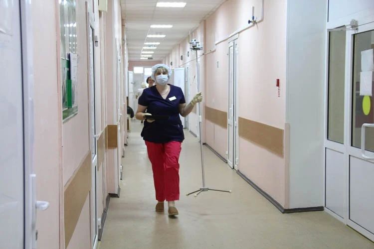 После 40 лет организм постепенно сталкивается с новыми вызовами: обмен веществ меняется, накапливаются факторы риска, а многие серьёзные заболевания долгое время не дают о себе знать
