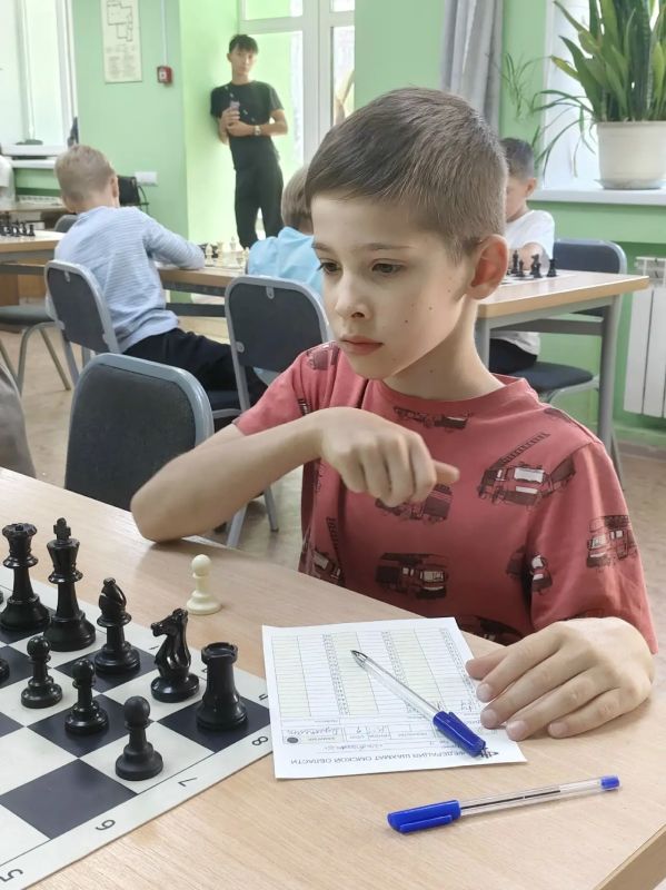 В Омске прошло первенство региона по шахматам среди девочек до 9, до 11, до 13 лет, а также среди девушек до 15, до 17, до 19 лет В Омске прошло первенство региона по шахматам среди девочек до 9, до 11, до 13 лет, а также среди девушек до 15, до 17, до 19 лет