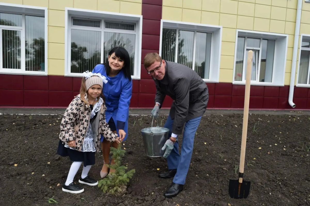 В Шараповке открылись двери обновлённой школы! В Шараповке открылись двери обновлённой школы!