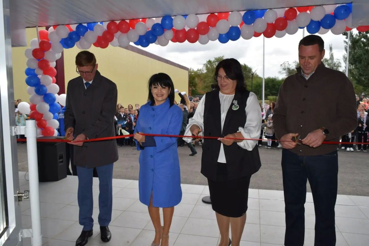 В Шараповке открылись двери обновлённой школы! В Шараповке открылись двери обновлённой школы!