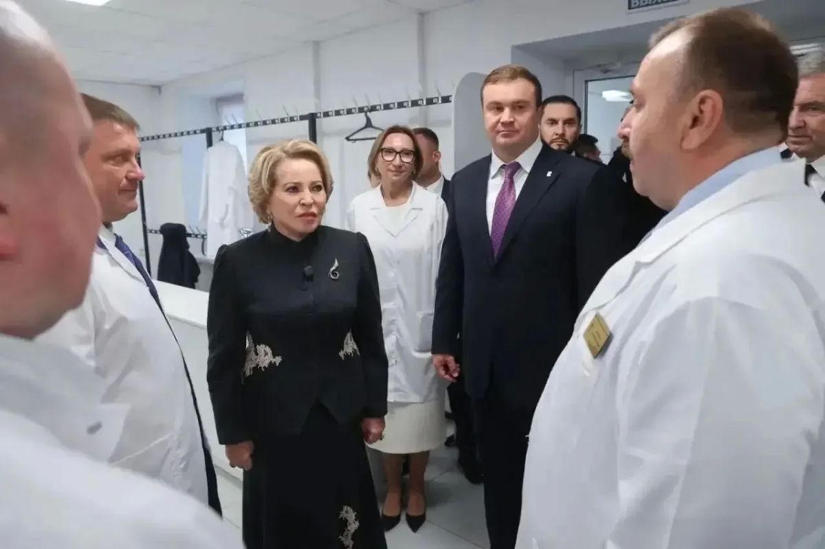 Председатель Совета Федерации Валентина Ивановна Матвиенко встретилась с участниками СВО в Госпитале для ветеранов войн, который в прошлом году был открыт при поддержке Правительства России Председатель Совета Федерации Валентина Ивановна Матвиенко встретилась с участниками СВО в Госпитале для ветеранов войн, который в прошлом году был открыт при поддержке Правительства России