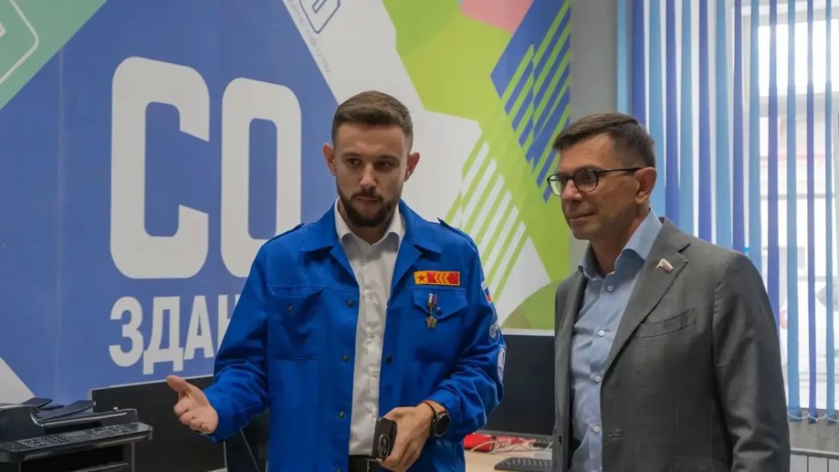 Игорь Антропенко обсудил с омскими студотрядами меры поддержки и перспективы развития движения Игорь Антропенко обсудил с омскими студотрядами меры поддержки и перспективы развития движения