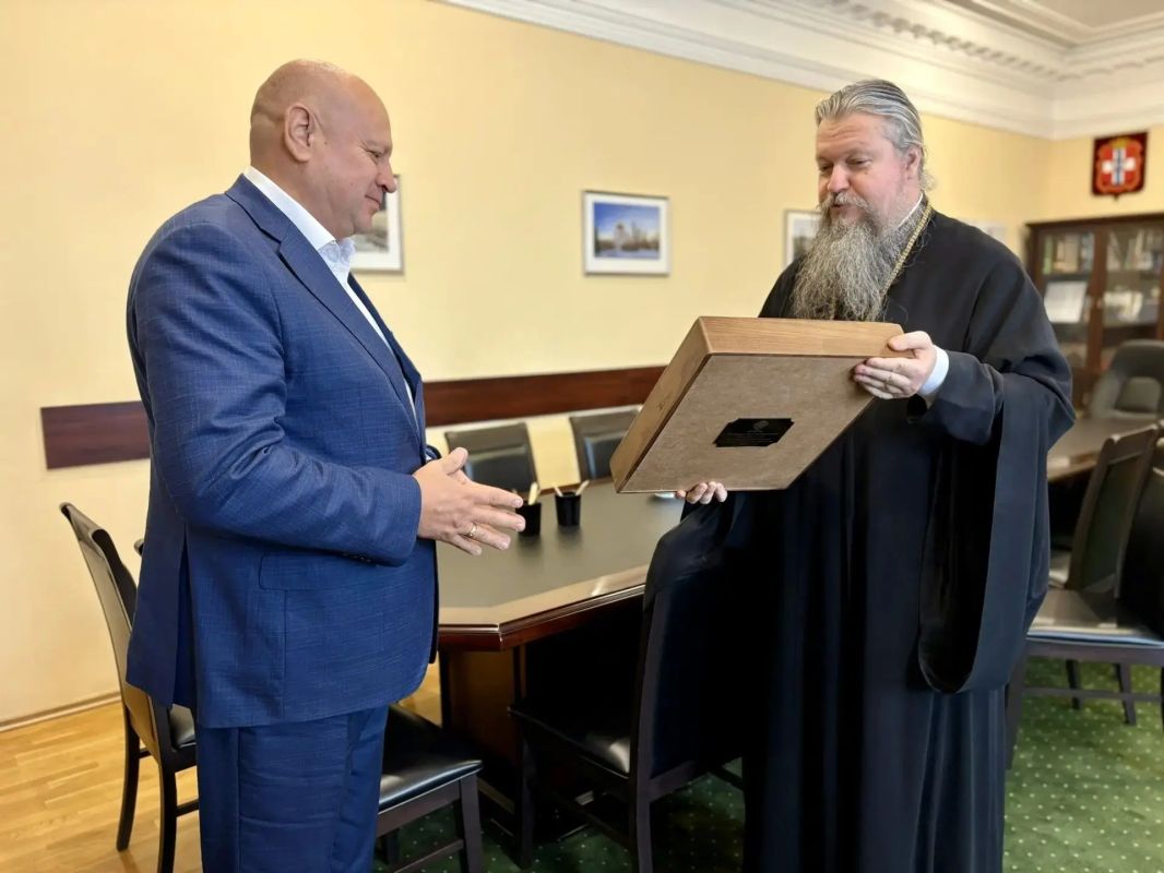 Сергей Шелест: Встретились с Митрополитом Омским и Прииртышским Дионисием Сергей Шелест: Встретились с Митрополитом Омским и Прииртышским Дионисием