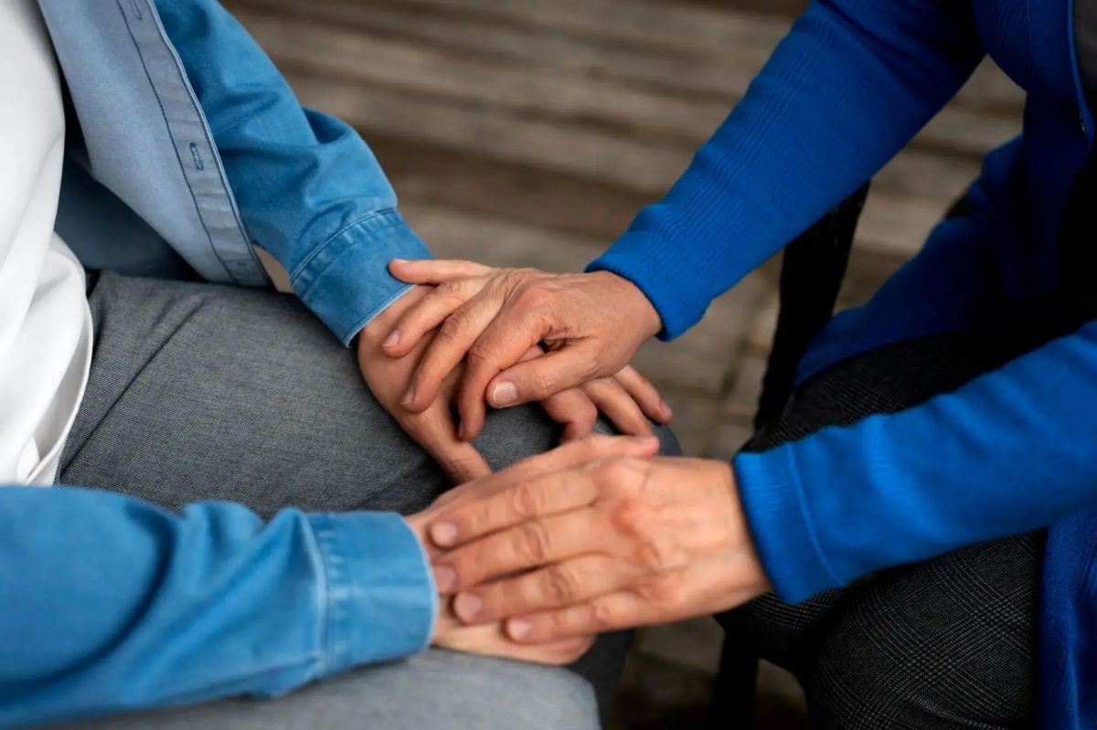 На заседании Правительства Омской области установили приоритетный порядок предоставления социальных услуг участникам СВО и членам их семей