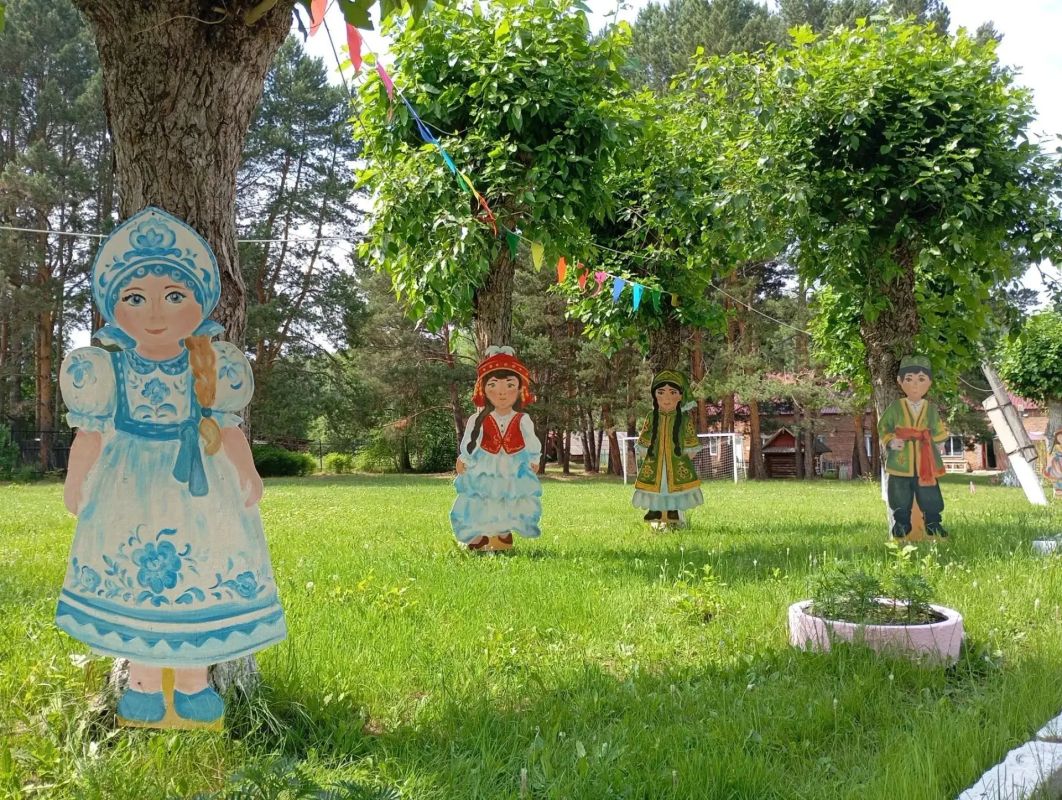 В Омской области провели конкурс на лучшее оформление территорий адаптивных школ В Омской области провели конкурс на лучшее оформление территорий адаптивных школ