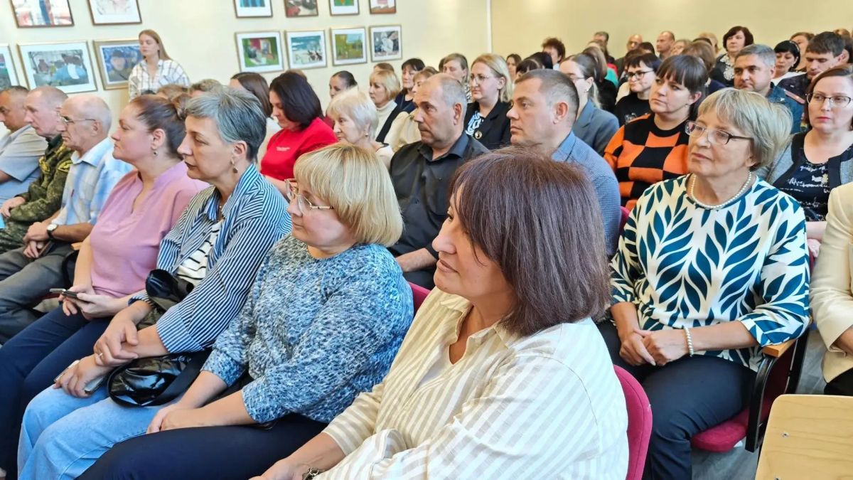 Жители Колосовского района рассказали, что нужно изменить Жители Колосовского района рассказали, что нужно изменить