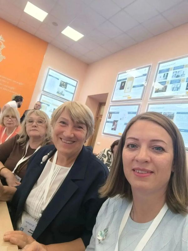 Омские педагоги принимают участие во Всероссийском форуме учителей физики Омские педагоги принимают участие во Всероссийском форуме учителей физики