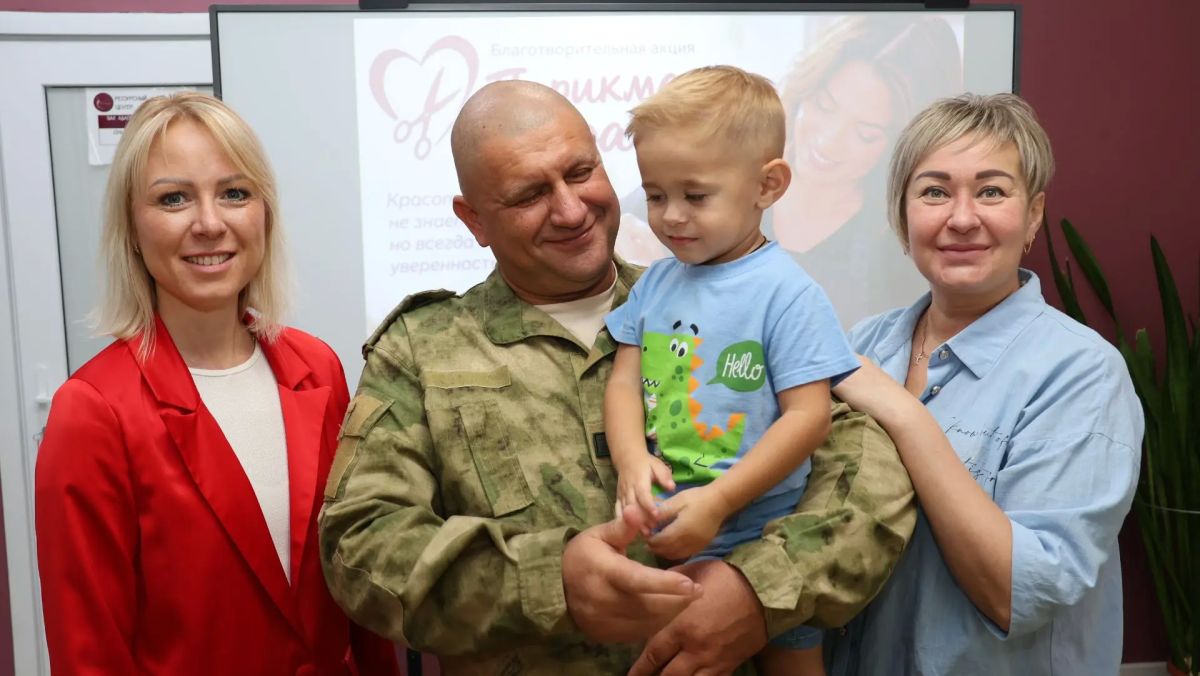 «Парикмахер добра»: в подведомственных учреждениях Минтруда вновь прошла благотворительная акция «Парикмахер добра»: в подведомственных учреждениях Минтруда вновь прошла благотворительная акция