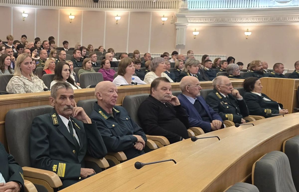 Принял участие в заседании коллегии Главного управления лесного хозяйства Омской области Принял участие в заседании коллегии Главного управления лесного хозяйства Омской области