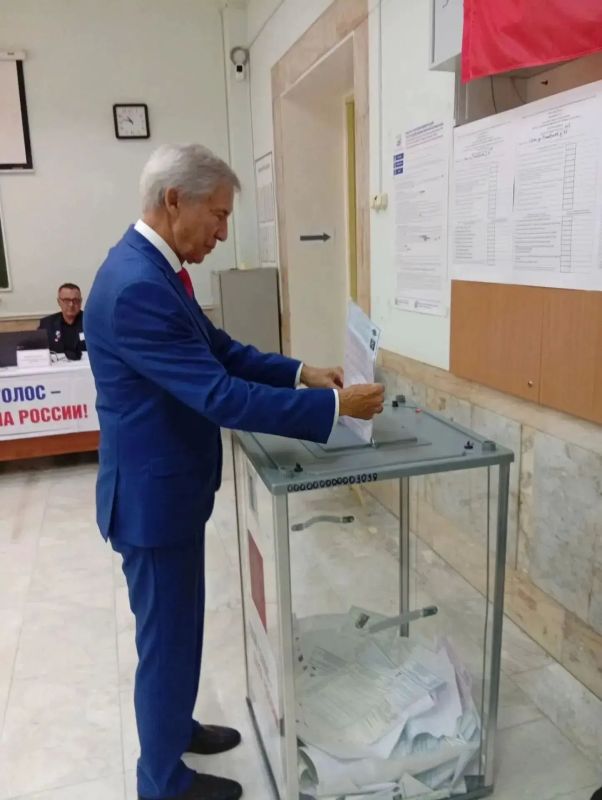 В Омской области продолжается голосование на выборах депутатов Госдумы и Законодательного Собрания В Омской области продолжается голосование на выборах депутатов Госдумы и Законодательного Собрания