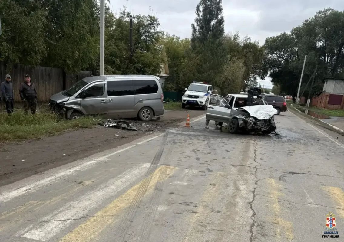 Сегодня в 12.15 часов в дежурную часть ОМВД России по Калачинскому району поступило сообщение о ДТП с пострадавшими