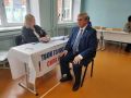 Олег Смолин отдал свой голос на выборах в Омске