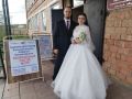 Молодожены в Омской области проголосовали прямо в свадебных нарядах