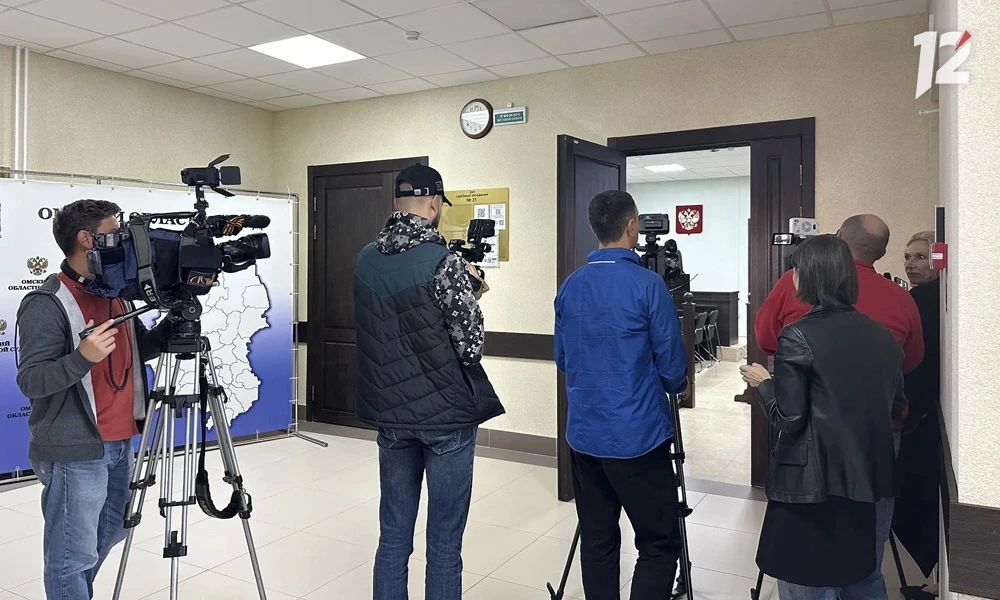 В Омске начался суд по делу об убийстве 15-летней москвички В Омске начался суд по делу об убийстве 15-летней москвички