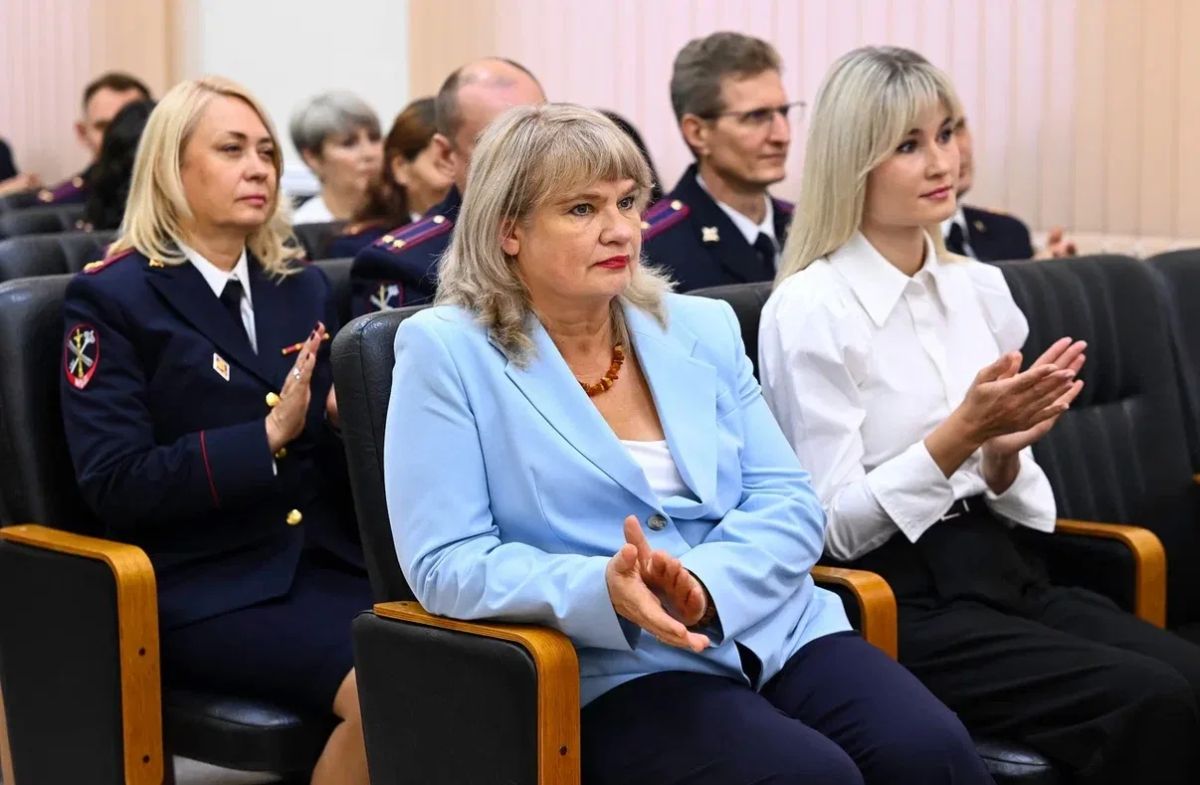 В Управлении МВД России по Омской области состоялось торжественное мероприятие, посвященное 108-й годовщине со Дня образования информационных подразделений в системе МВД России В Управлении МВД России по Омской области состоялось торжественное мероприятие, посвященное 108-й годовщине со Дня образования информационных подразделений в системе МВД России