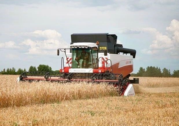 В Полтавском районе аграрии обмолотили 87624 га зерновых и зернобобовых культур