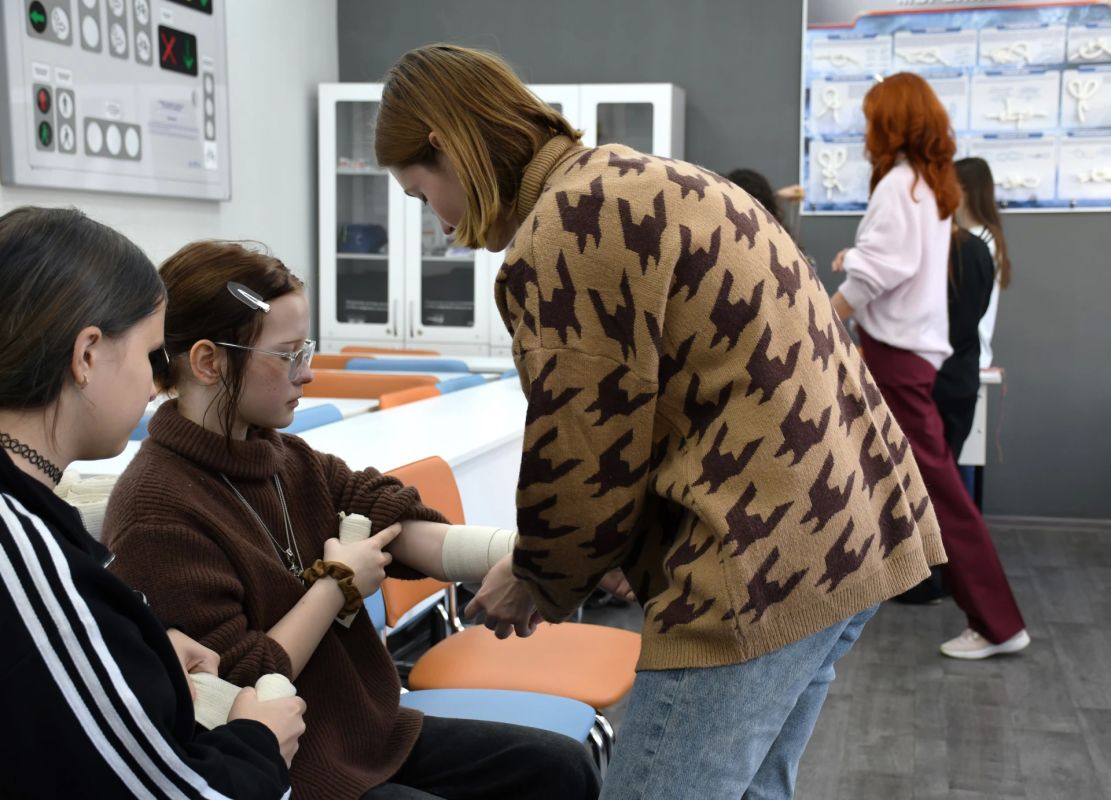 От инженерных симуляторов до телеэфиров: в Омске прошел второй день форума «Россия — мои горизонты» От инженерных симуляторов до телеэфиров: в Омске прошел второй день форума «Россия — мои горизонты»