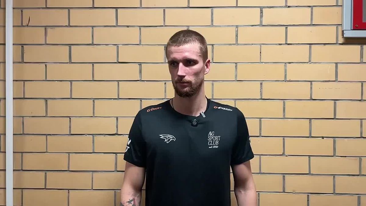 Вратарь «Авангарда» Иван Просветов посвятил победу рождению сына