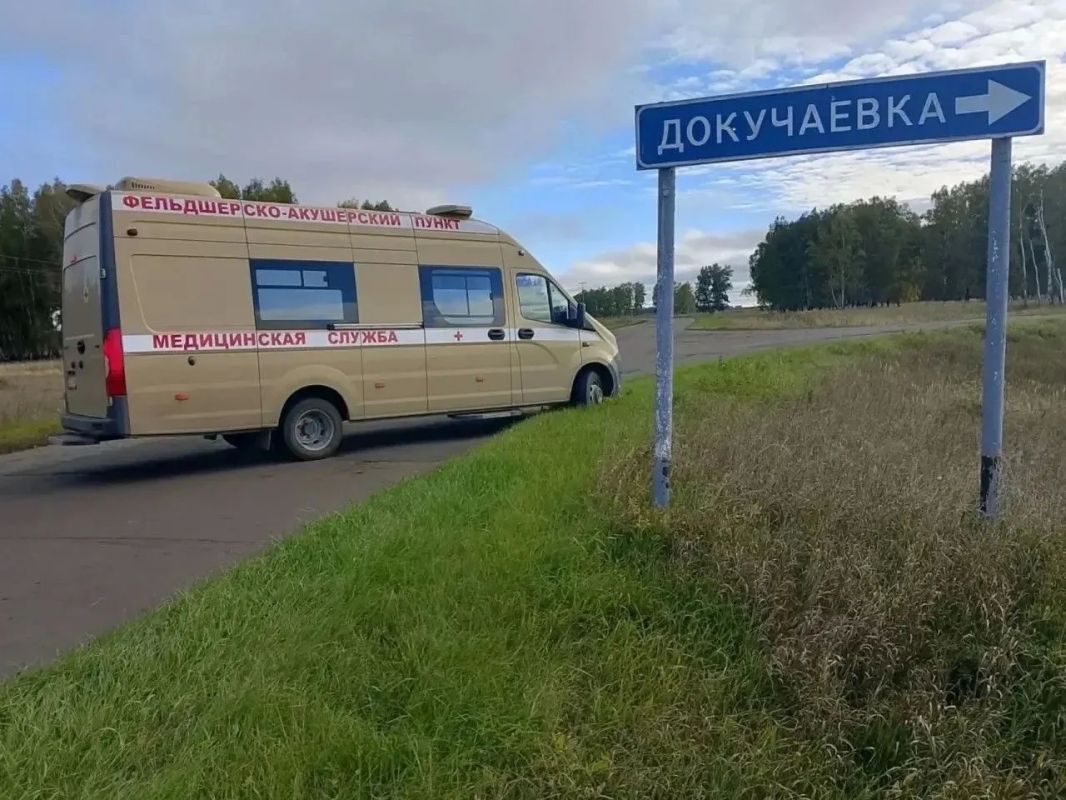 Мобильный ФАП помогает жителям отдалённых сёл Калачинского района получать медицинскую помощь рядом с домом Мобильный ФАП помогает жителям отдалённых сёл Калачинского района получать медицинскую помощь рядом с домом