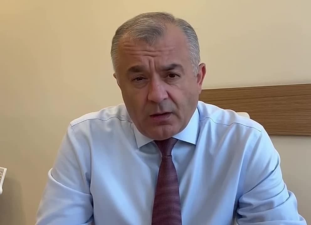 Кику: правительство Молдовы ежемесячно занимает около 2 млрд леев — только проценты обойдутся в сотни миллионов