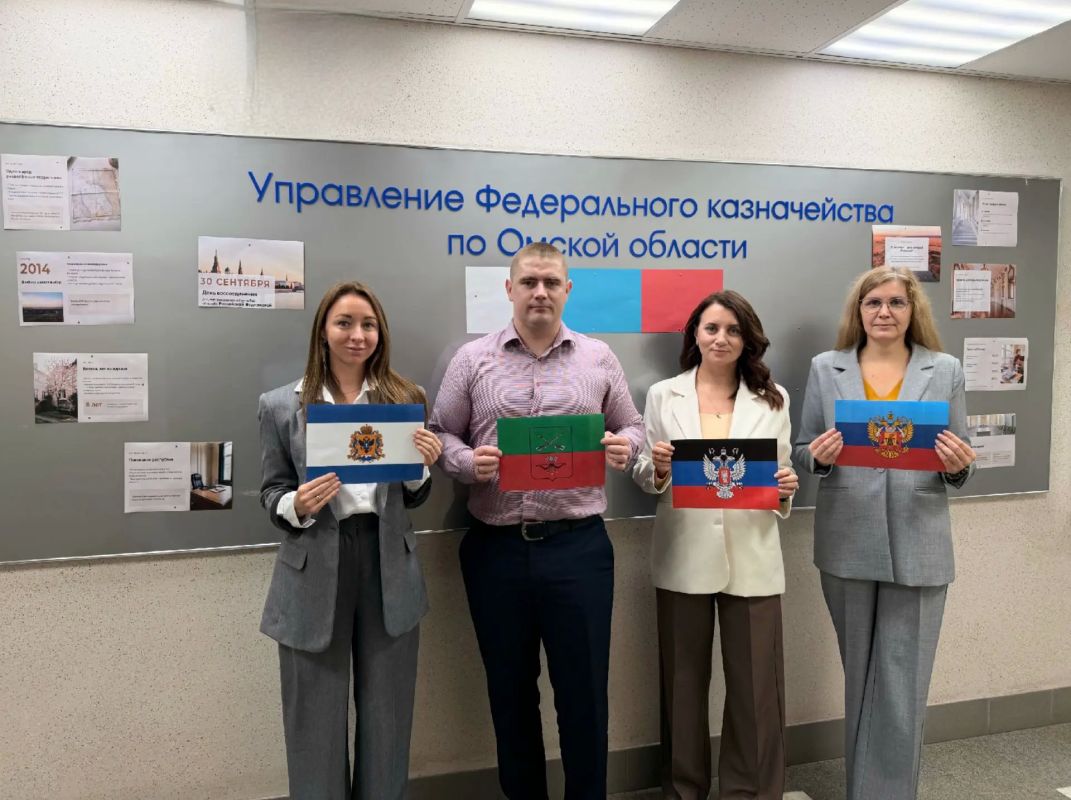 В Управлении Федерального казначейства по Омской области организована выставка, посвященная Дню воссоединения Донецкой Народной Республики, Луганской Народной Республики, Запорожской и Херсонской областей с Российской...