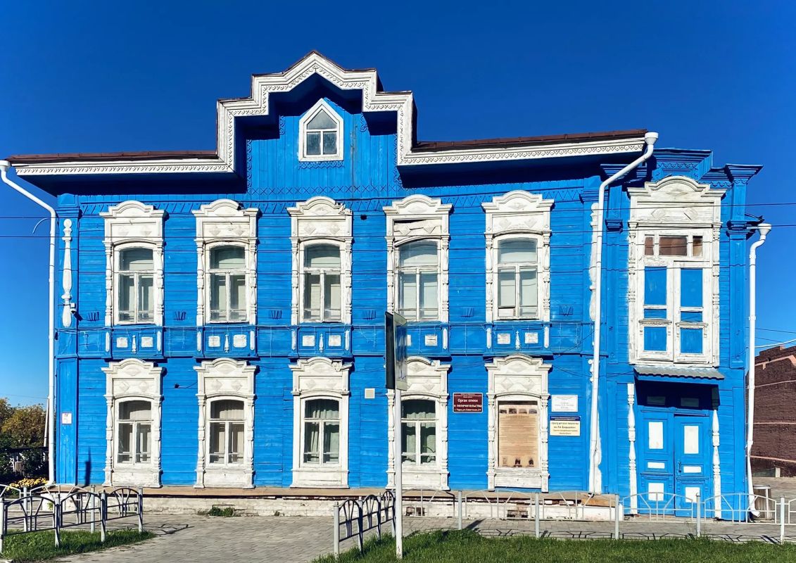 В 2027 году исполнится 100 лет со дня рождения Михаила Александровича Ульянова - одного из величайших актеров советского и российского театра и кино, режиссера, народного артиста СССР и многолетнего руководителя Театра имени... В 2027 году исполнится 100 лет со дня рождения Михаила Александровича Ульянова - одного из величайших актеров советского и российского театра и кино, режиссера, народного артиста СССР и многолетнего руководителя Театра имени...