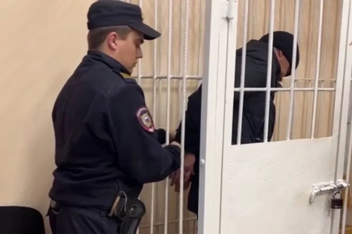 Суд над обвиняемым в убийстве школьницы Евангелины перенесли из-за этапа