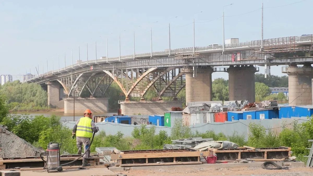 Стало известно, на какой стадии находится ремонт моста у Телецентра в Омске
