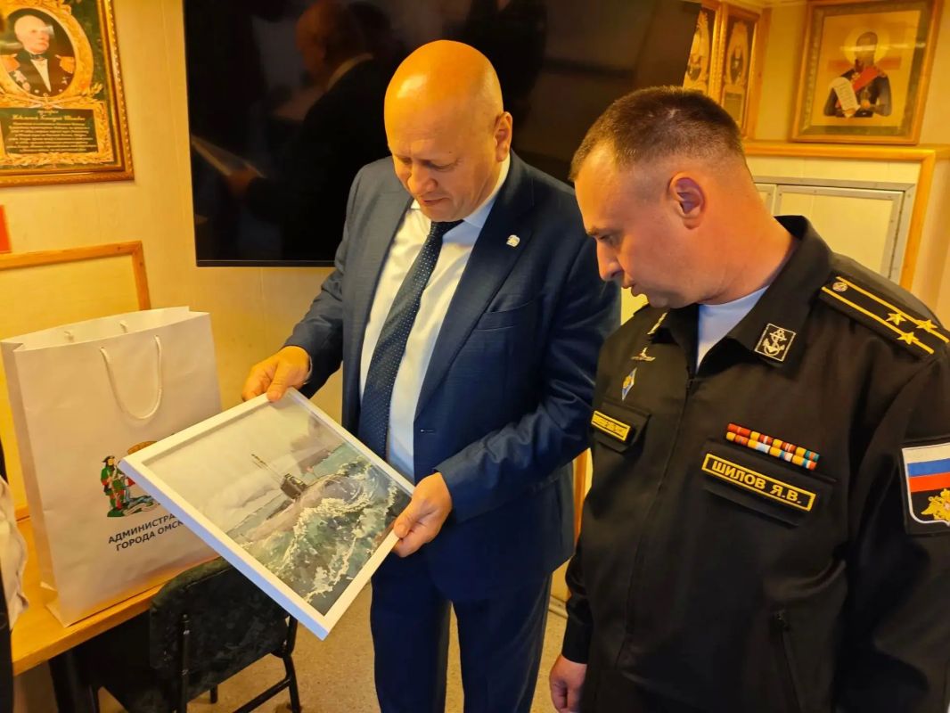 Сергей Шелест: Сегодня, 8 октября, на нашем Военно-морском флоте отмечается День командира корабля Сергей Шелест: Сегодня, 8 октября, на нашем Военно-морском флоте отмечается День командира корабля