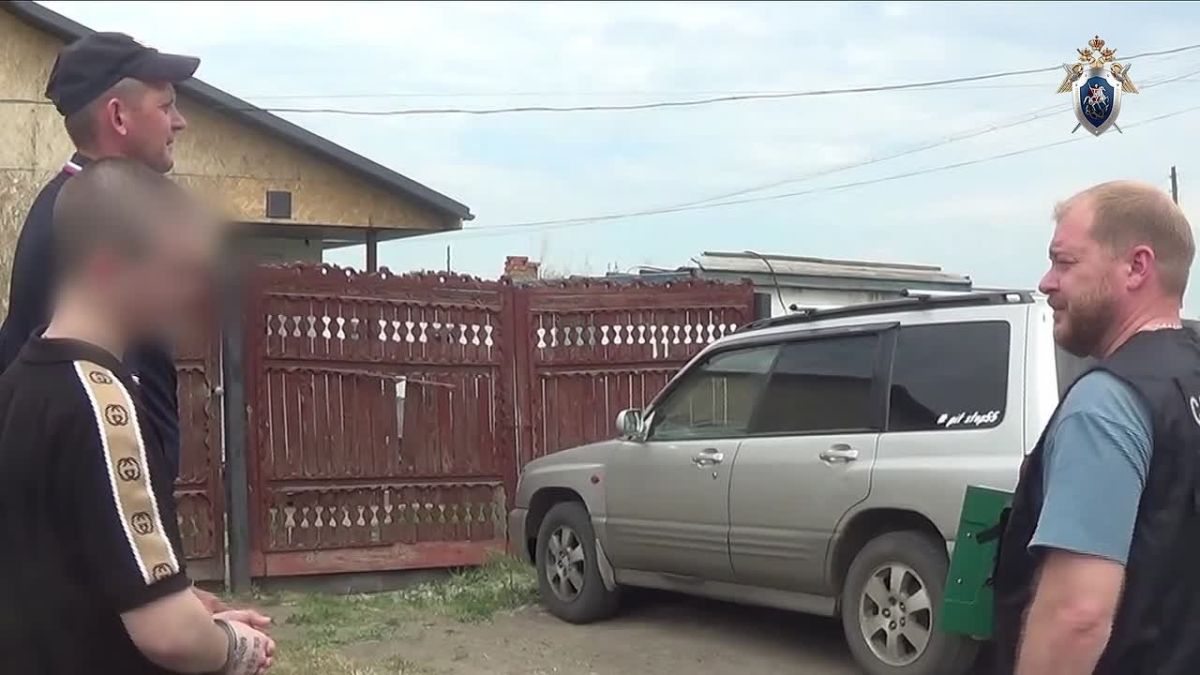 На деньги за поджог подросток хотел купить подарок для девушки, а получил 6 лет колонии