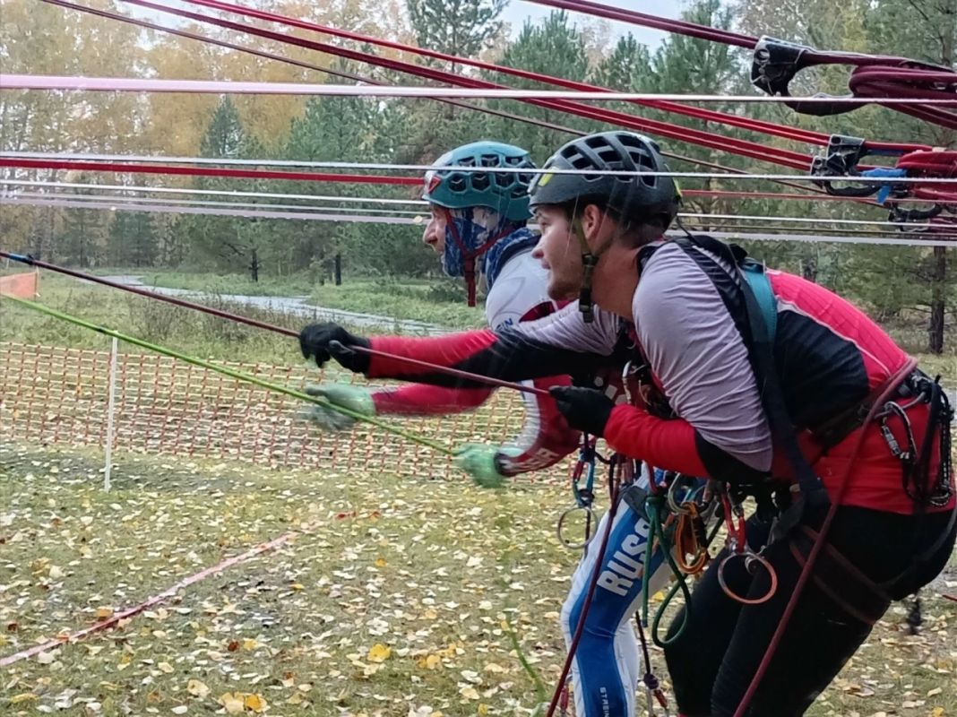 В Азово прошли чемпионат и первенство Омской области по спортивному туризму на пешеходных дистанциях Эти старты стали заключительными в летнем сезоне В Азово прошли чемпионат и первенство Омской области по спортивному туризму на пешеходных дистанциях Эти старты стали заключительными в летнем сезоне