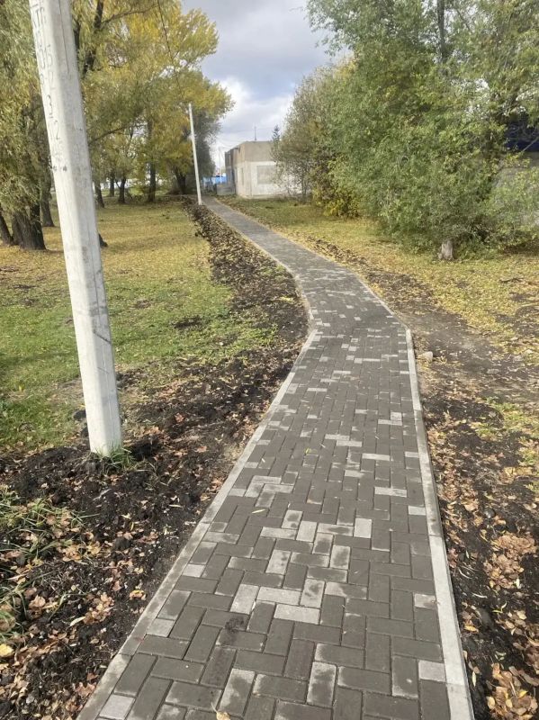После вмешательства прокуратуры завершены работы по благоустройству тротуара в с. Нижняя Омка После вмешательства прокуратуры завершены работы по благоустройству тротуара в с. Нижняя Омка