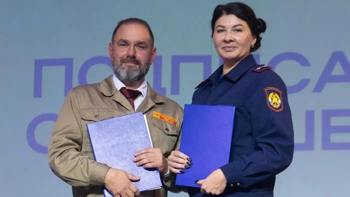 В Омске подписали соглашения о сотрудничестве студенческих отрядов России, Абхазии и Казахстана В Омске подписали соглашения о сотрудничестве студенческих отрядов России, Абхазии и Казахстана