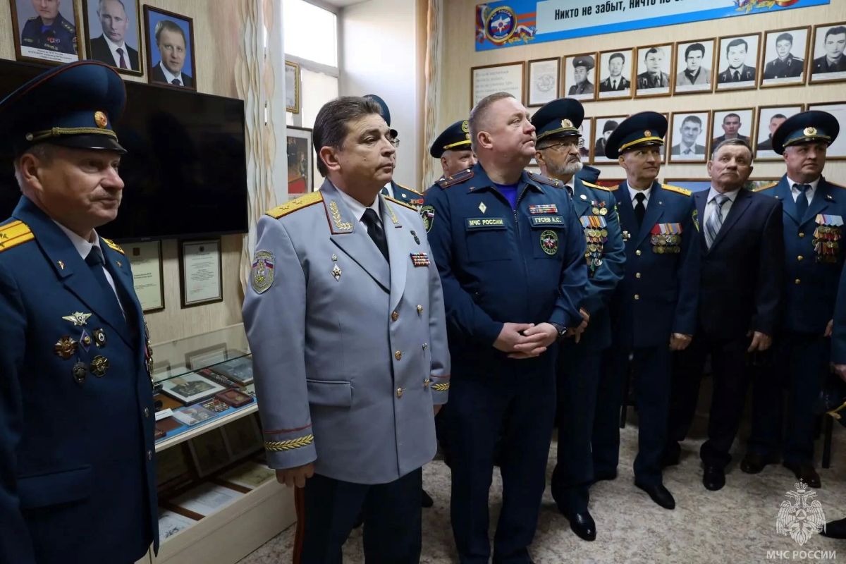 Сборы ветеранских советов Сибири объединили поколения спасателей Сборы ветеранских советов Сибири объединили поколения спасателей