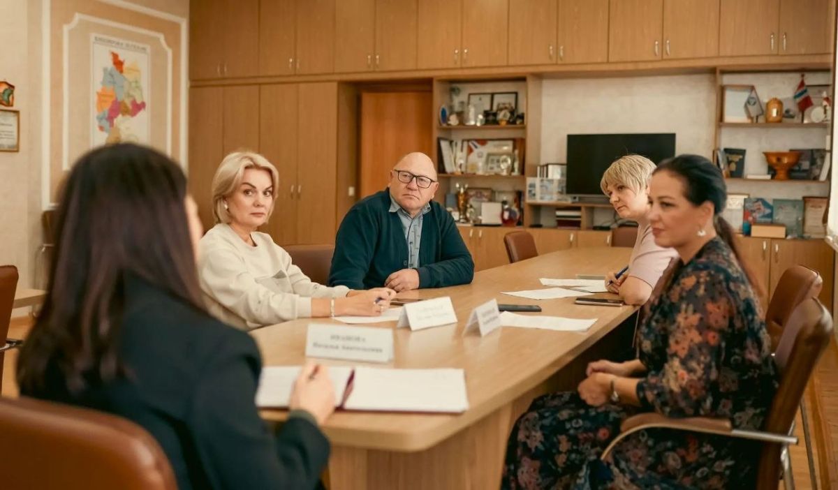 Провела прием граждан в Азовском районе Провела прием граждан в Азовском районе