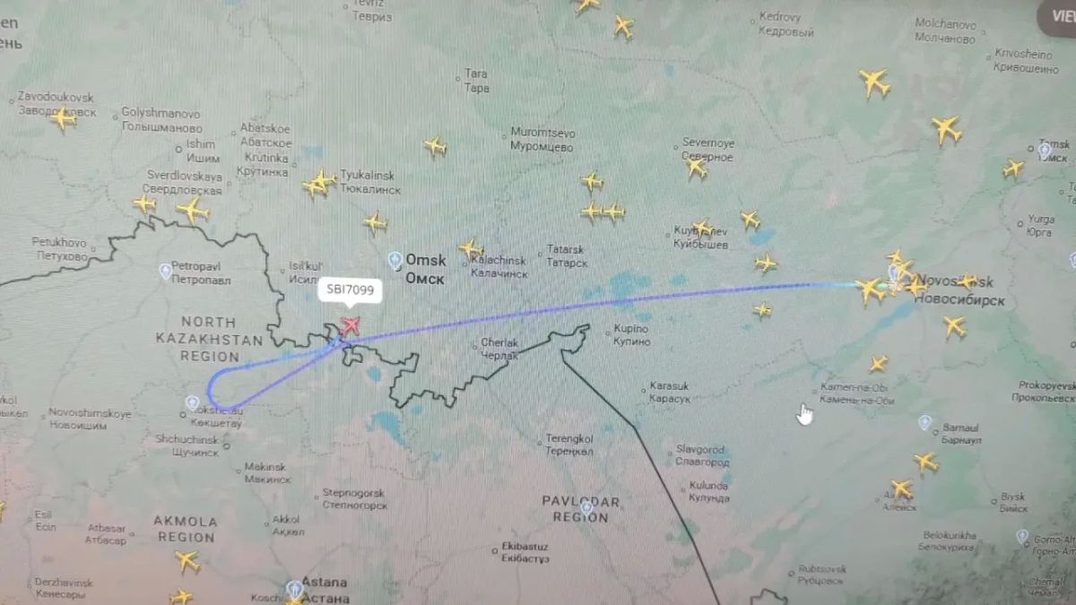 Самолёт S7 подал сигнал бедствия над Казахстаном и резко сменил курс на Омск