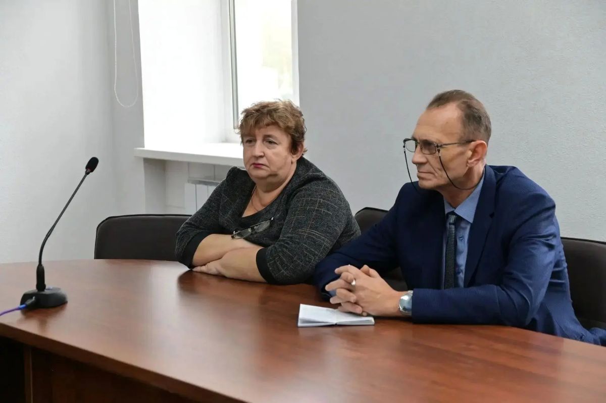 В рамках областного педагогического марафона прошла сессия «Правовая культура и качество образования: стратегии эффективного управления школой» В рамках областного педагогического марафона прошла сессия «Правовая культура и качество образования: стратегии эффективного управления школой»