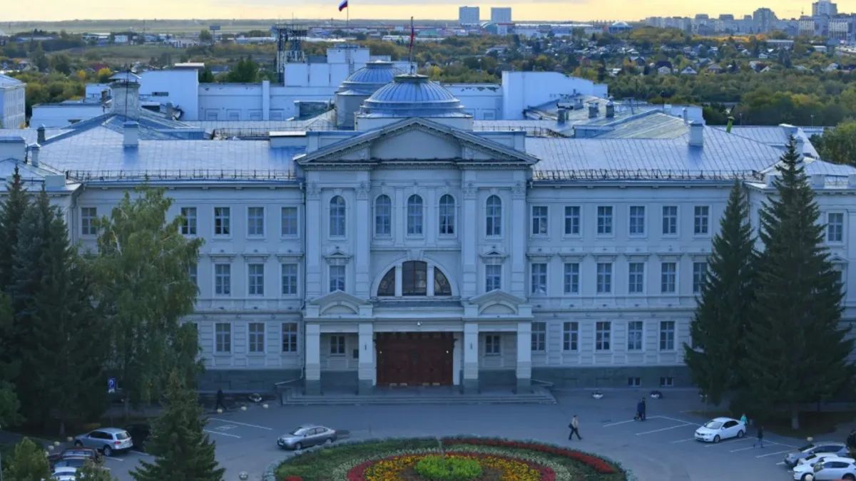 Герой России займет кресло в омском Заксобрании вместо экс-мэра Фадиной