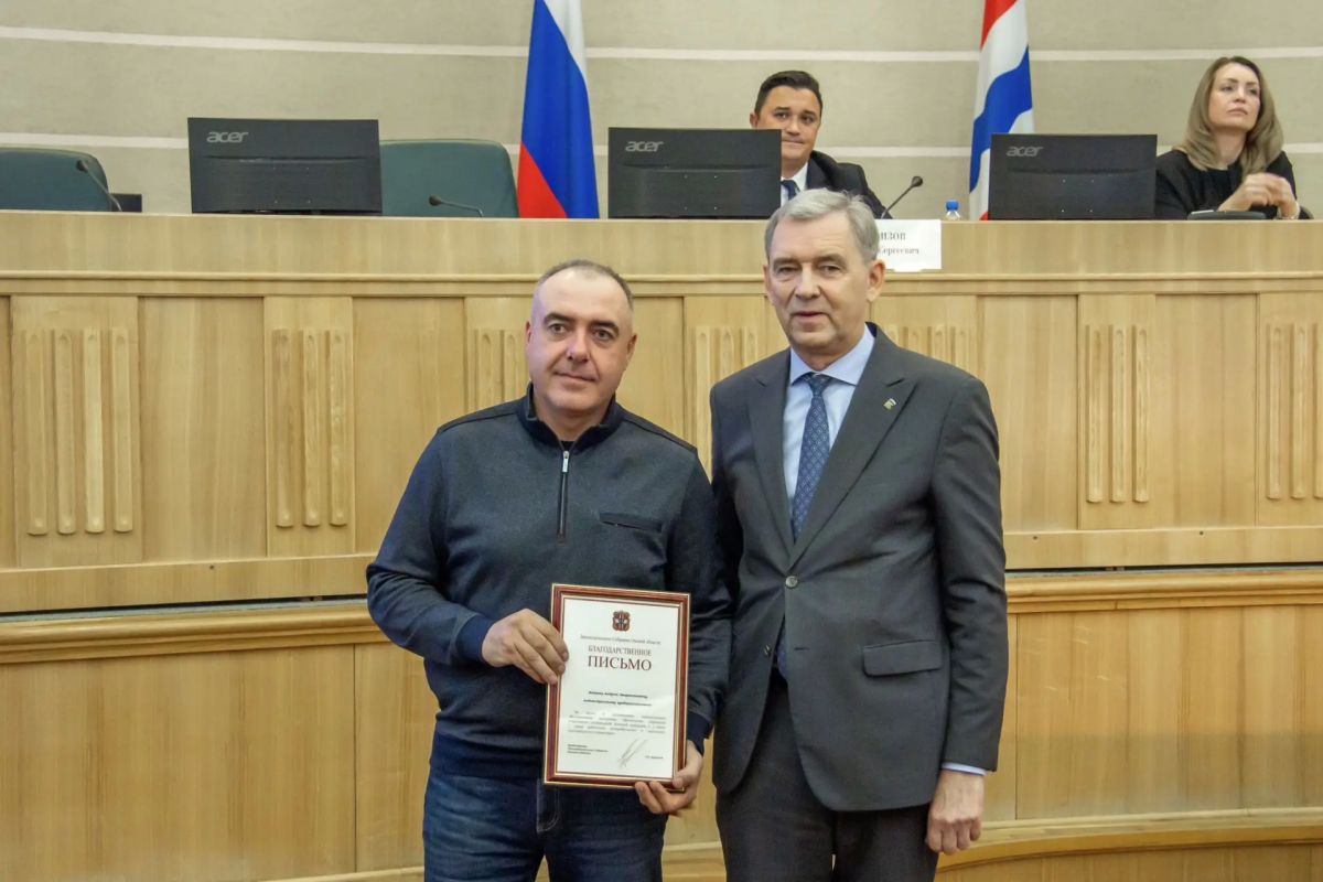 Поздравили работников автомобильного и городского пассажирского транспорта накануне профессионального праздника! Поздравили работников автомобильного и городского пассажирского транспорта накануне профессионального праздника!
